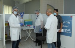 Campagne de vaccination contre le Coronavirus "Covid-19" Les laboratoires unimed Ridha Charfeddine, président directeur général d'Unimed